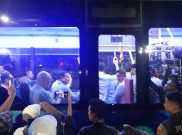 Prabowo-Gibran Tiba di KPU Menggunakan Bus Listrik