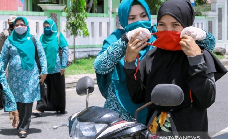 Masker Scuba dan Buff Dinilai Berbahaya
