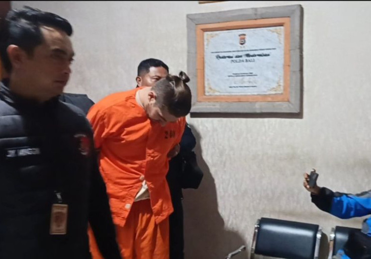 Pejahat Sadis Rumania Kabur ke Bali, Nikahi WNI Hidup dari Gaji Istri