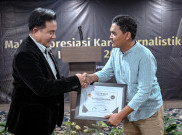 Dihadiri Menko Yusril, Malam Apresiasi Karya Jurnalistik Iwakum 2025 Distribusikan Penghargaan dan Hadiah