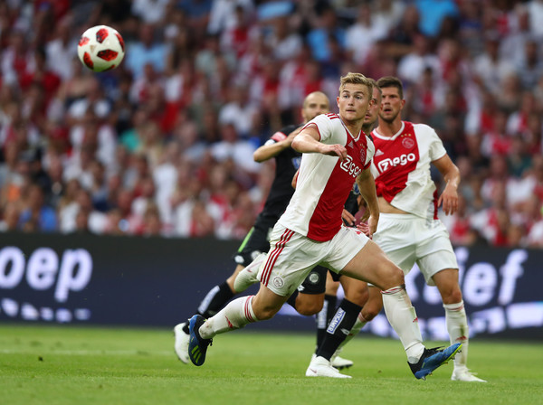 Matthijs de Ligt, Bek Berusia 19 Tahun Calon Penerus Gerard Pique di Barcelona