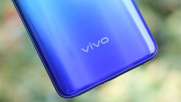 Canggih, Vivo Patenkan Ponsel Dengan Kamera Terbang