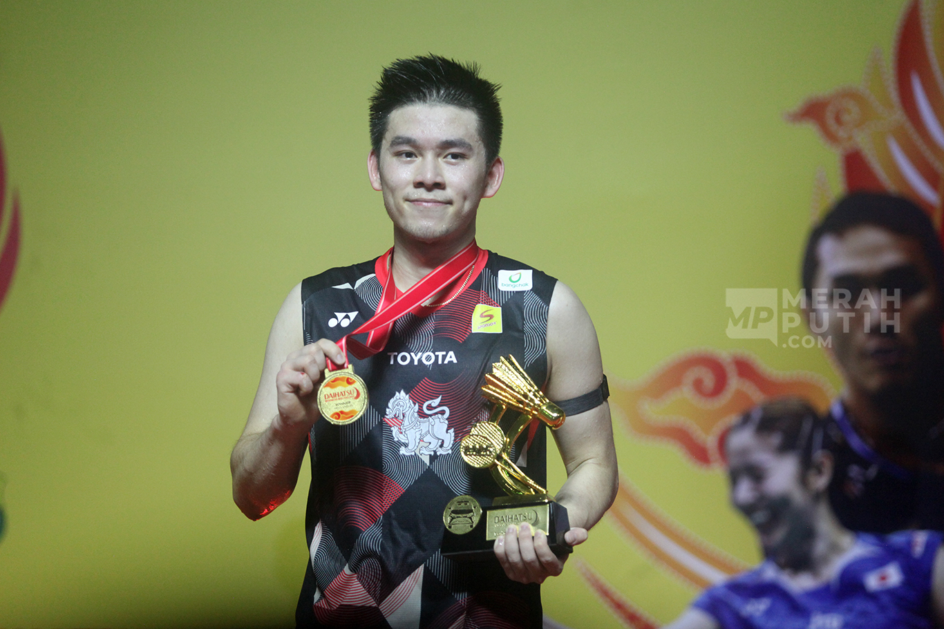 Tunggal Putra Thailand Kunlavut Vitidsarn Juara Indonesia Masters 2025