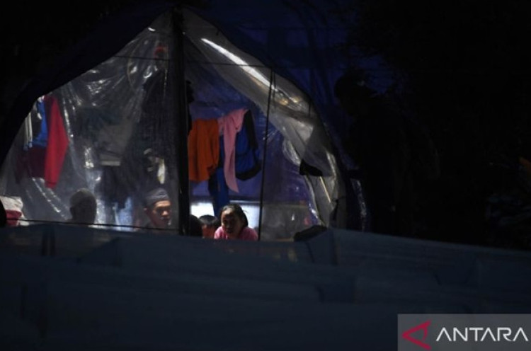 BMKG Imbau Warga Cianjur Tidak Bangun Tenda Pengungsian di Bantaran Sungai