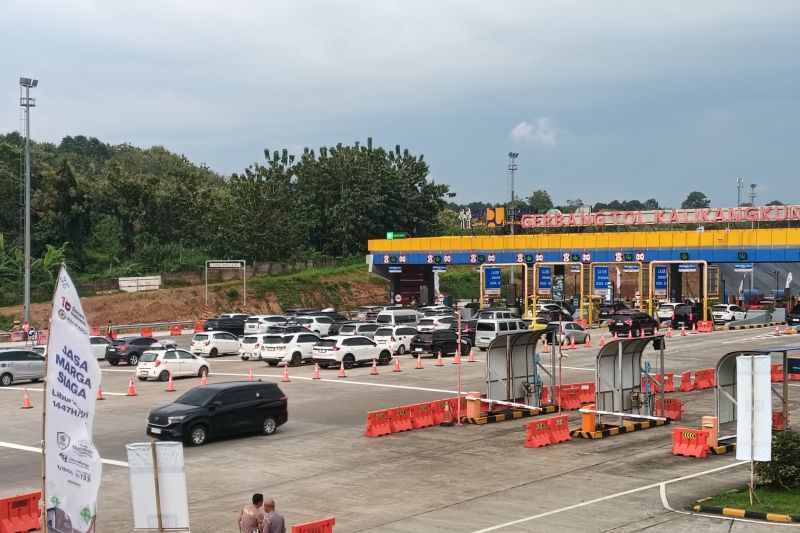 Puncak Arus Balik Tembus 285 Ribu Kendaraan, Kemenhub Rayu Swasta Terapkan Kerja dari Mana Saja