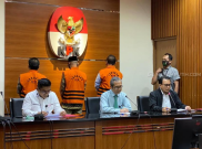 KPK Tahan Ketua DPRD Jambi Cornelis Buston