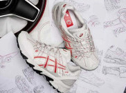 Asics Rilis Sneakers Terbuat dari Daur Ulang Setir dan Airbag