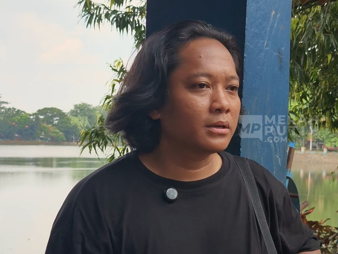 Arief Kamarudin Kisahkan Kali Ciliwung, Sungai yang Menghidupi kini Penuh Sampah, Limbah, dan Invasi Ikan Sapu-Sapu