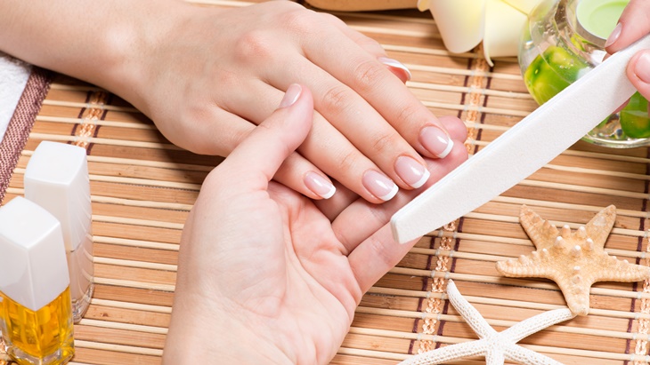 Recharge Keindahan Kuku di Rumah dengan Nail Art