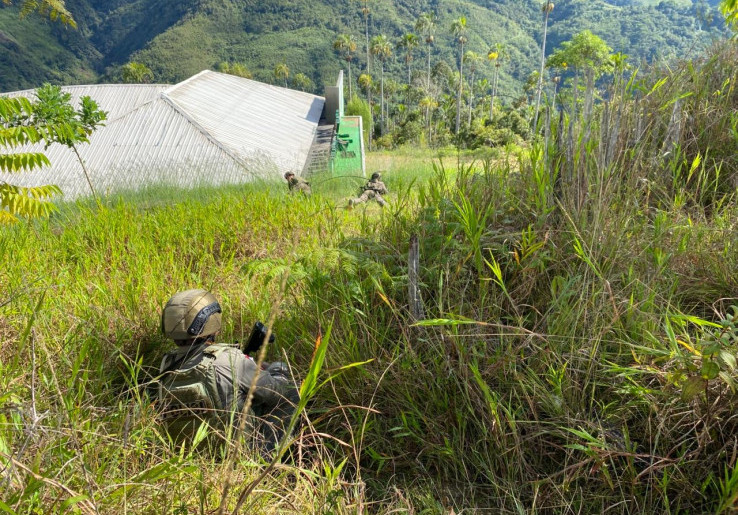 KKB Papua Kembali Berulah Bakar Puskesmas Kiwirok, Berujung Kontak Senjata
