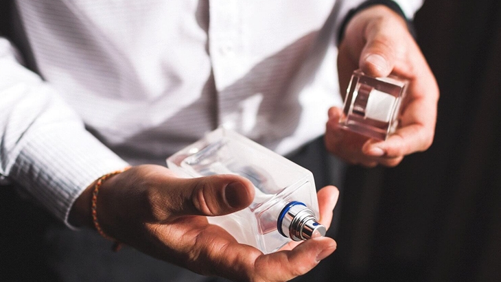 Tips Pilih Parfum untuk Kamu yang Ingin Liburan
