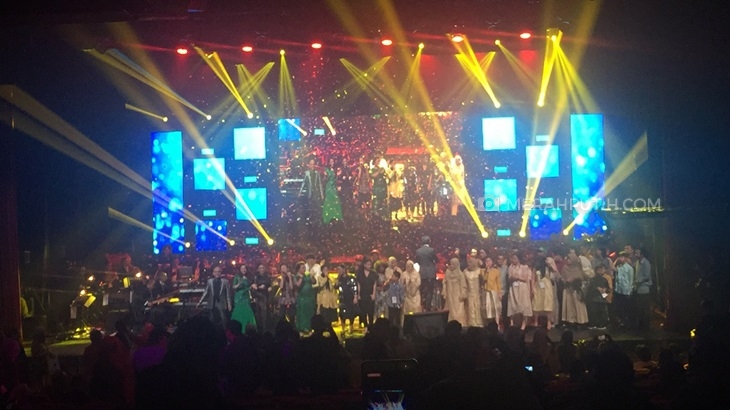 Dari Rossa Hingga Iwan Fals Sukses Meriahkan Konser 'Tribute To Ivo Nilakreshna'