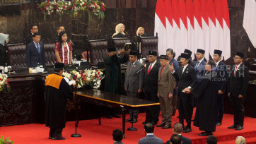 Sidang Paripurna Sumpah Jabatan Ketua MPR Ahmad Muzani Periode 2024-2029