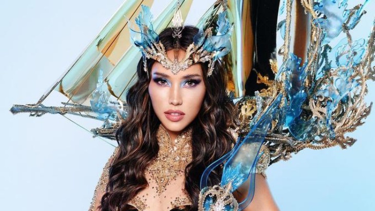 Potret Busana Laksmi DeNeefe di Miss Universe 2022