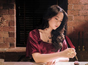 Raissa Anggiani Rilis Album 'Kepada Yang Terhormat', 'Baik Aku Mundur Pelan-Pelan' Jadi Lagu Paling Personal