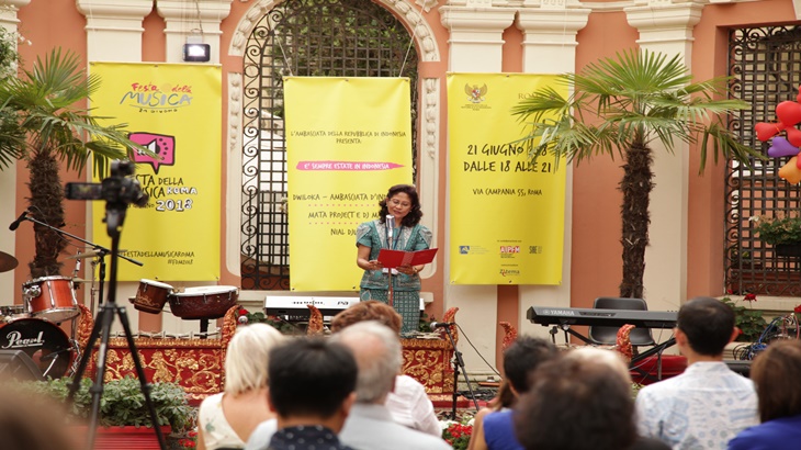 Pentas Musik Indonesia Bikin Warga Roma Terpukau