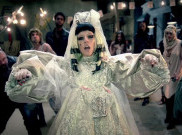 Peringati 10 Tahun Album Born This Way, Intip 3 Looks Lady Gaga yang Tidak Boleh Kamu Lewatkan