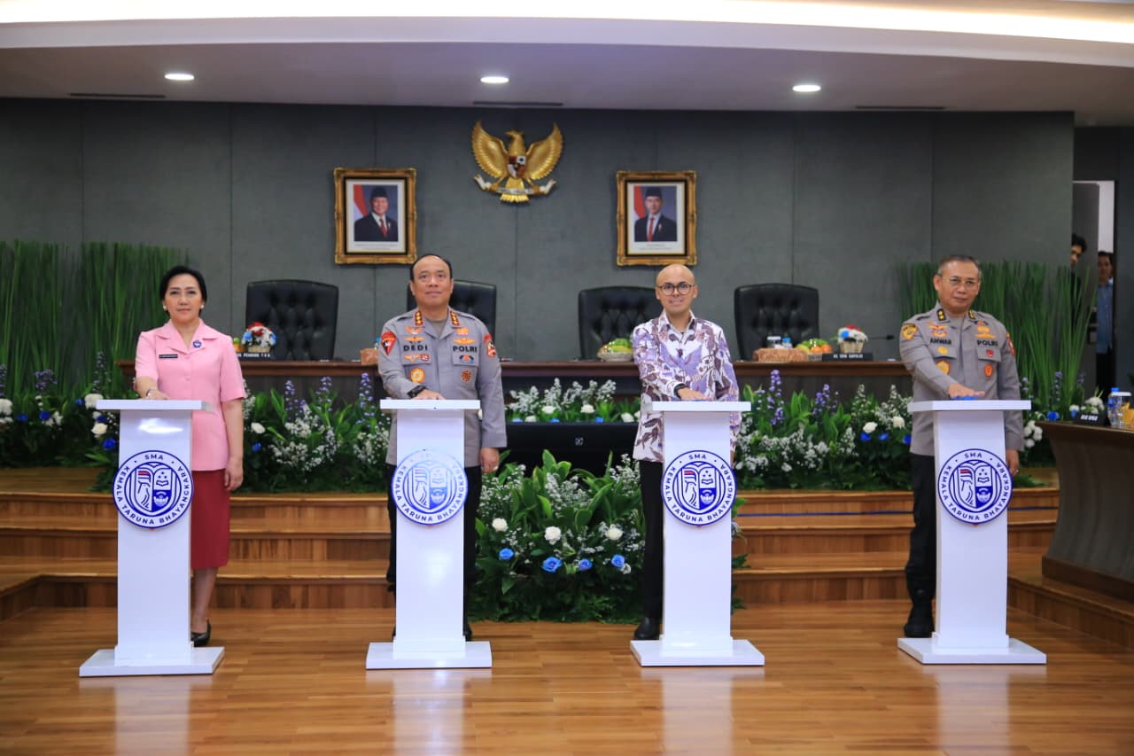 Polri Gelar SPMB SMA Kemala Taruna Bhayangkara, Mendiktisaintek: Ciptakan Generasi Cerdas hingga Berdaya Saing Global