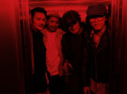 The Hours of Silence Renungi Ketidakpastian di 'Headlong Journey (Quarantine)'
