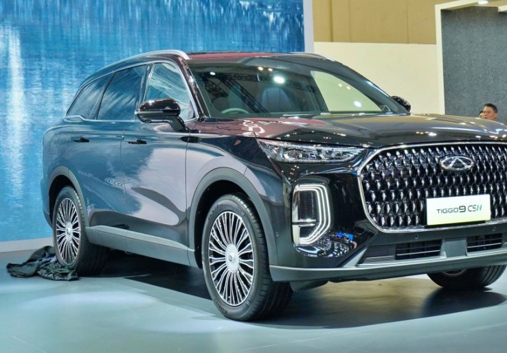 SUV Premium Ramah Lingkungan Chery TIGGO 9 CSH Tarik Perhatian Pengunjung GIIAS 2025