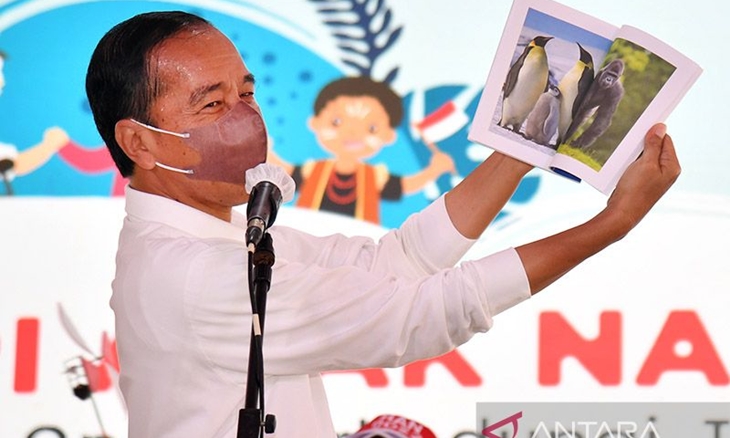 Jokowi Minta Relawan Bantu Pemerintah Hadapi Potensi Resesi