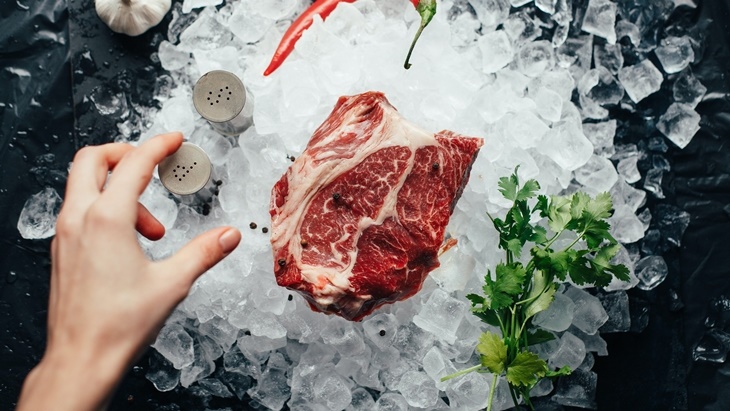 Tip Mengolah Daging Sapi Agar Tetap Juicy dan Empuk