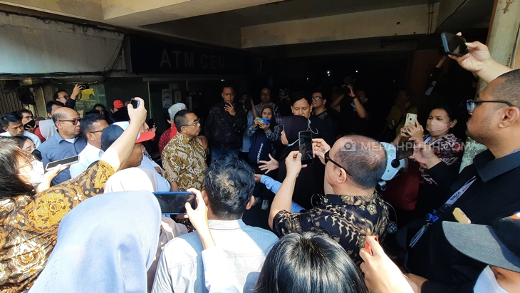Kunjungi Blok G Tanah Abang, Fraksi PDIP Ajak Warga Kembali Belanja di Pasar