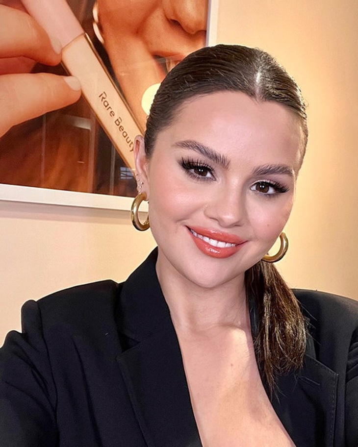 Selena Gomez Ingin Fokus Dunia Akting
