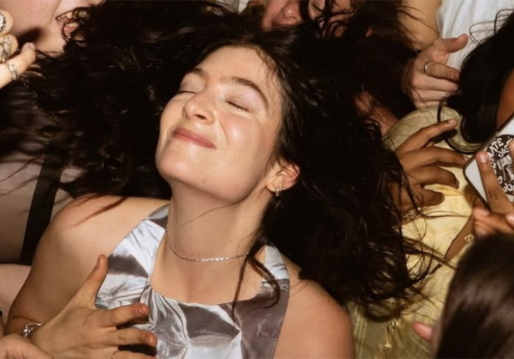 Fan Keluhkan CD Album 'Virgin' Miliik Lorde tak Bisa Diputar, Tampilan Keren tapi tak Berfungsi