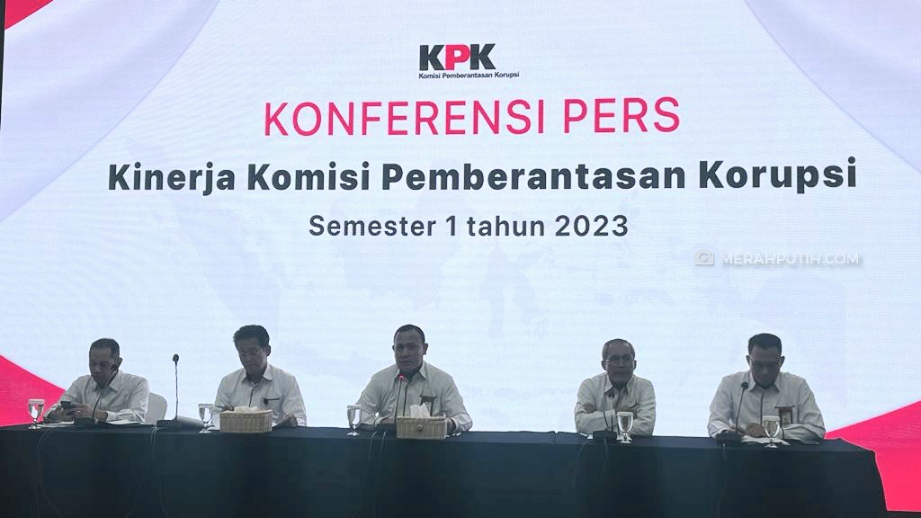 KPK Tangkap 2 Buronan Sepanjang Semester I 2023