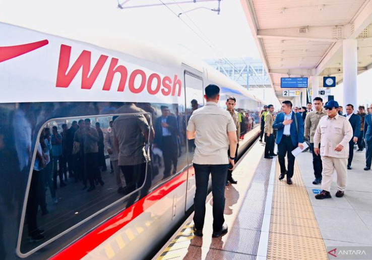 Gaet Penumpang Asing, KCIC Siapkan Perluasan Kanal Penjualan Tiket Whoosh ke Pasar Internasional  