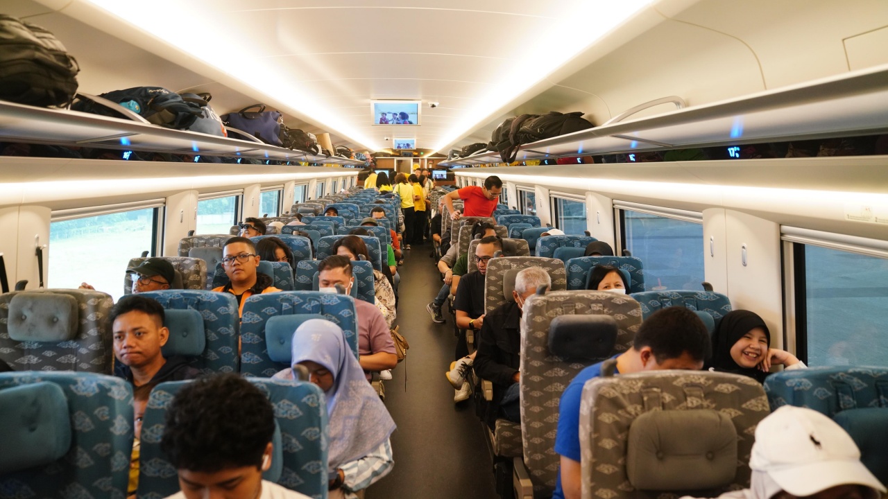 Reaksi PT KCIC Soal Isu Kerugian WIKA Disebabkan Pembangunan Kereta Cepat Whoosh