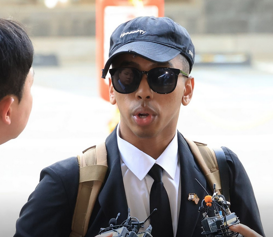 YouTuber Amerika Johnny Somali Dihukum 6 Bulan Penjara, Bikin Ulah dan Berlaku Kasar di Korea Selatan  