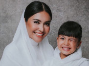 Selain Denada, Ini Artis yang Anaknya Mengidap Kanker