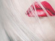 Tips Makeup Antigeser dan Pecah