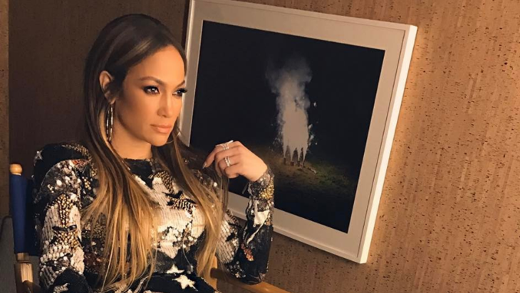 Jennifer Lopez Pamer Wajahnya Tanpa Make-up