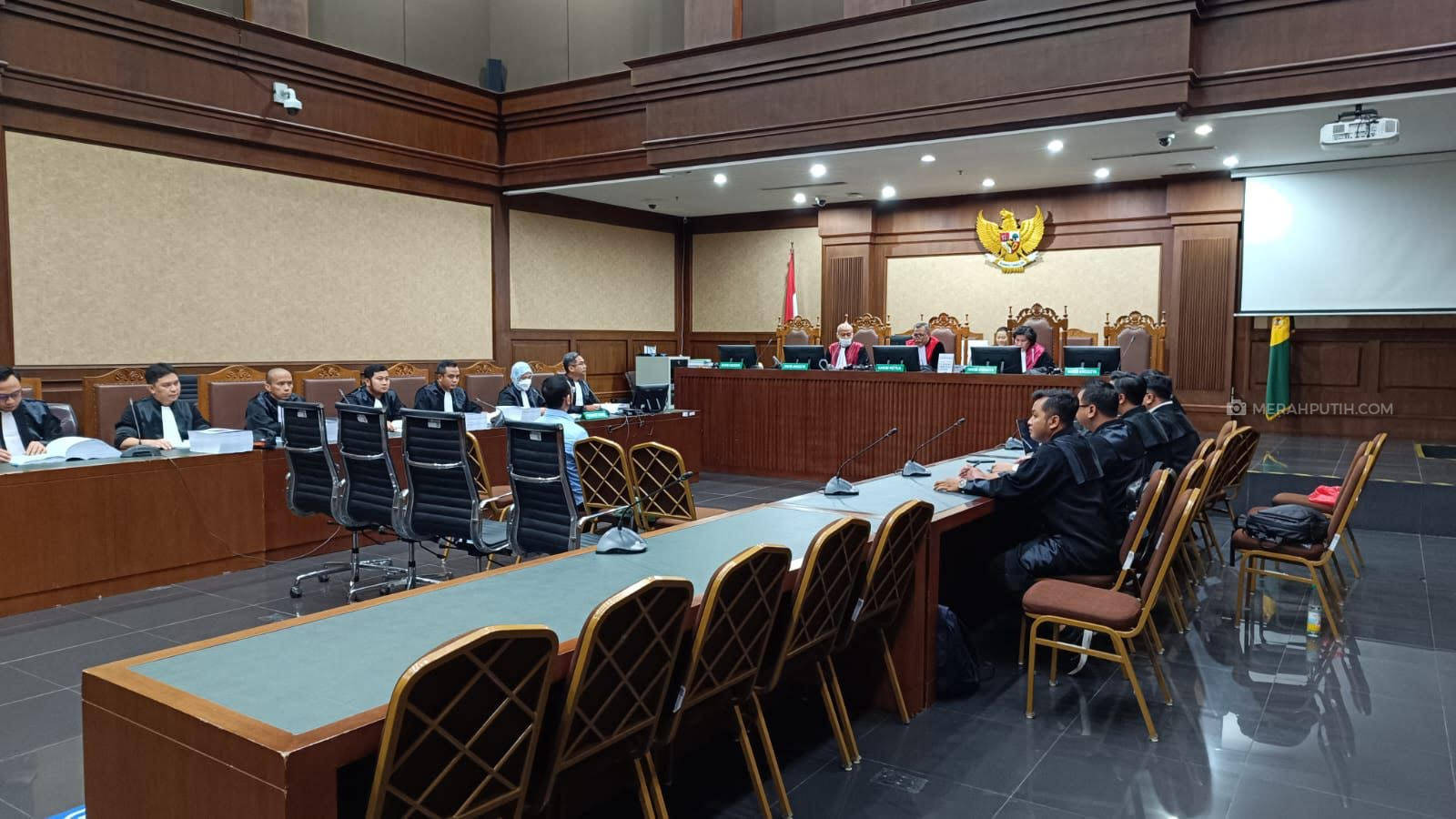 KPK Tuntut Eks Bos Bea Cukai Makassar 10 Tahun dan 3 Bulan Bui