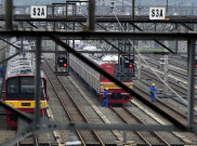 Hujan Deras, Sejumlah Jalur Lintasan KRL Terendam Air