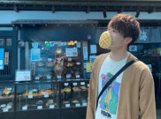 Unik, Jepang Buat Masker yang Terbuat dari Roti Melon