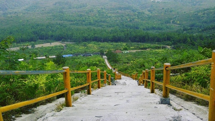 Gunung Galunggung, Tasikmalaya, Jawa Barat (Foto: Instagram/johny_esmud)