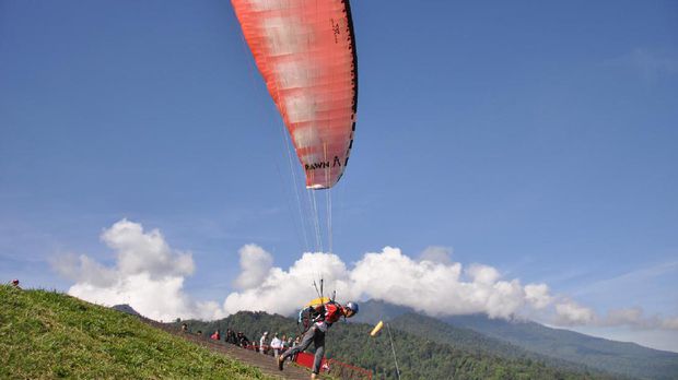 Paralayang Sumbang Medali Emas Keenam Bagi Indonesia