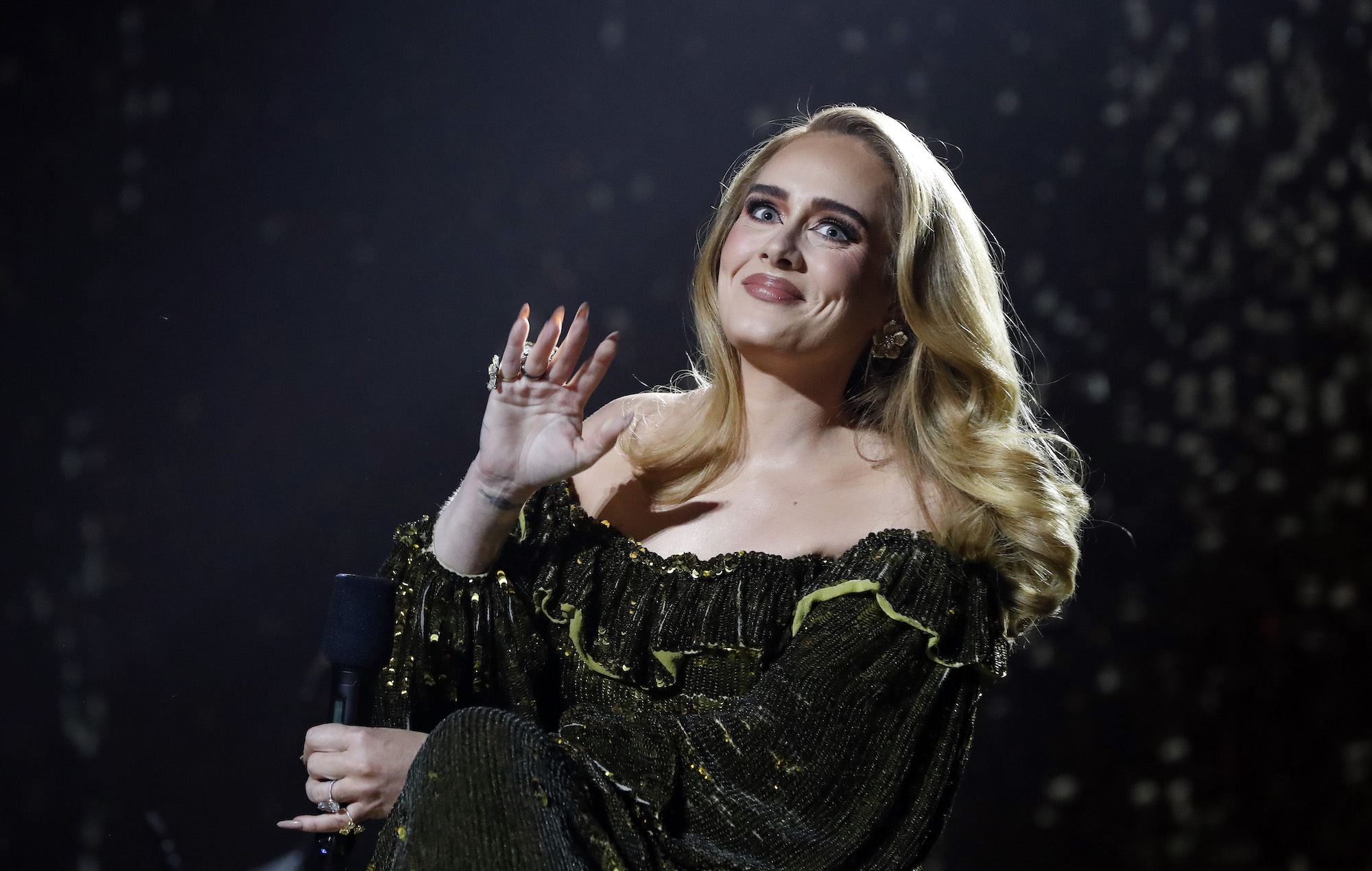 5 Busana Terbaik Karpet Merah British Music Awards 2022, 3 di Antaranya Digunakan Adele