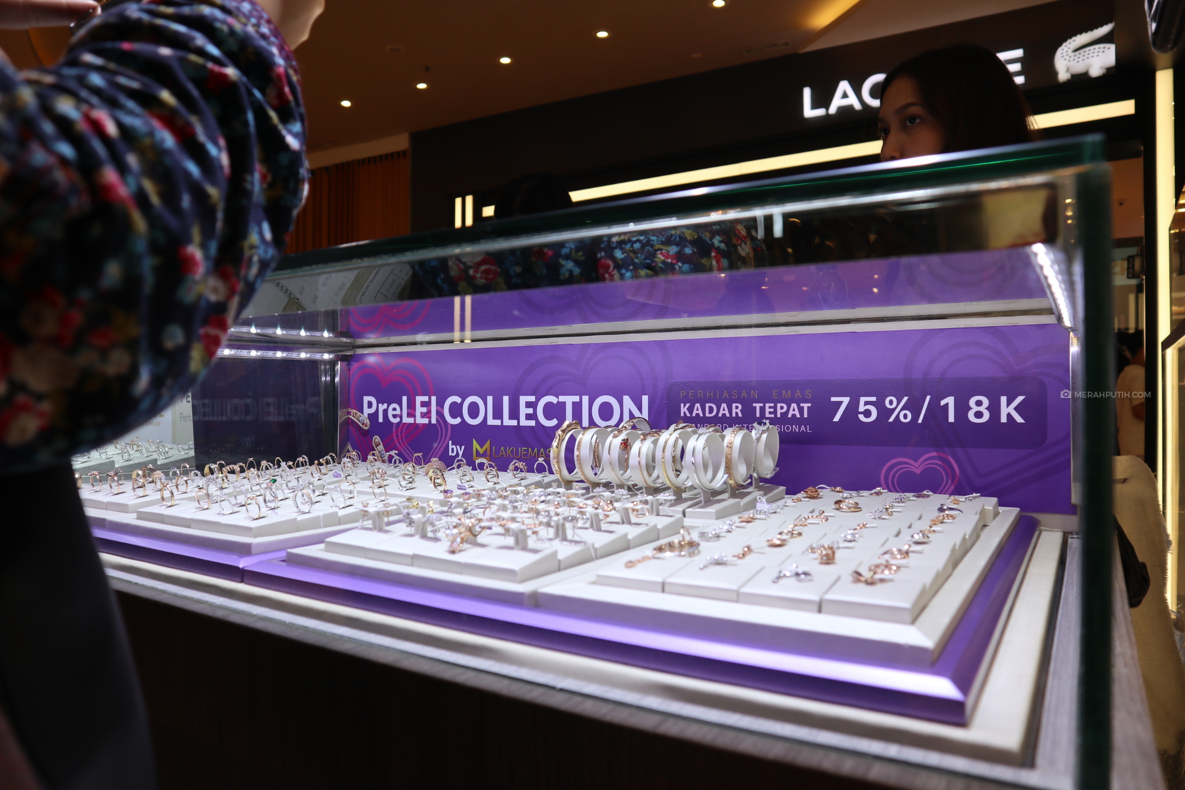 Cari Emas 18 Karat dengan Harga Terjangkau Hanya Di Sini