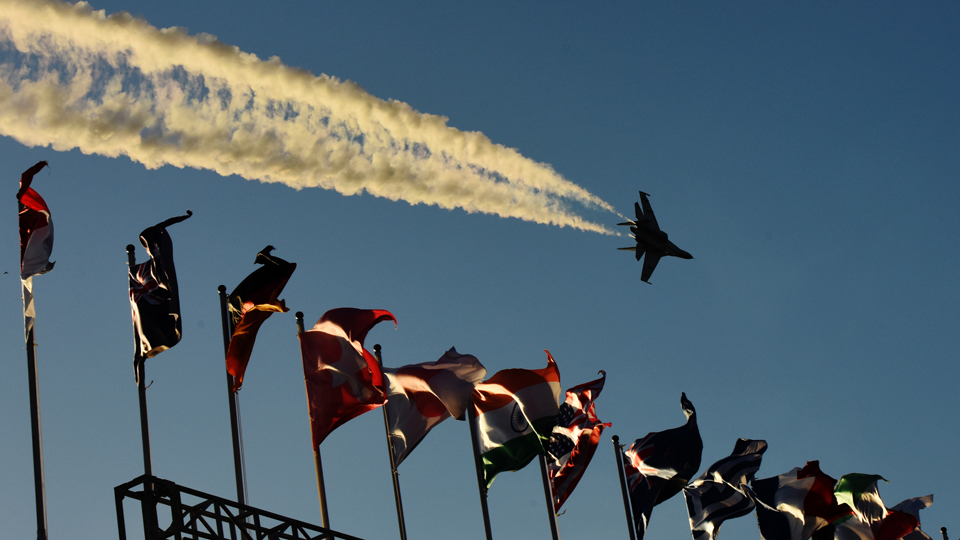 Atraksi Elang-elang Muda TNI AU Pada Pembukaan F8