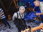 Tagar #BolehJugaSalmaSalsabil Viral usai Salma Salsabil Tampil di Java Jazz 2024
