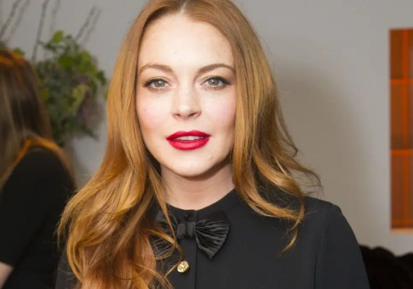 Lindsay Lohan Mencuri