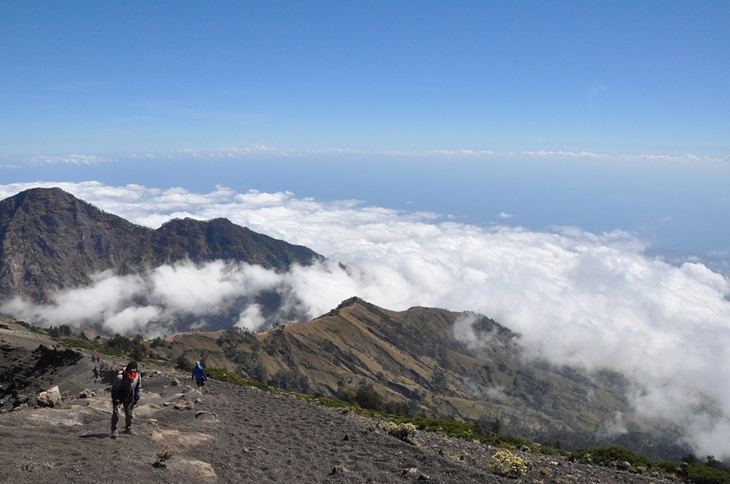 Informasi dalam berbagai bahasa sangat penting dalam dunia pariwisata. (Foto: Pixabay/rinaagtiana)  