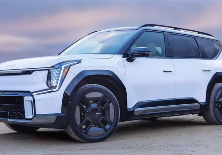 Kia Recall 21.290 Unit EV9, Sistem Airbag Berisiko Membahayakan Anak