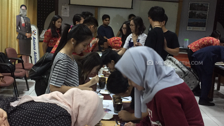 'Coffee Cupping Session' ala Indonesia Coffee Academy di STP Trisakti