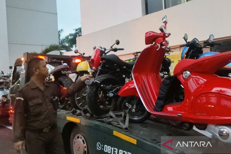 Kejagung Kembali Sita Kendaraan Mewah dari Kasus Suap Putusan Minyak Goreng, Ada 2 Unit Mercedes Benz